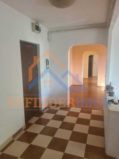 Dristor Apartament 4 camere de vanzare